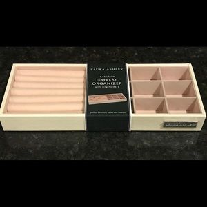 Set of 2 Laura Ashley 10 section jewelry organizer